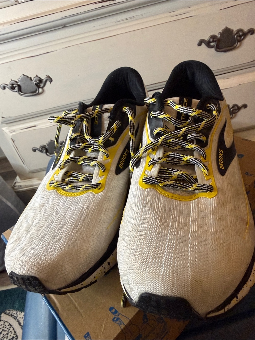 Brooks Women’s Trace 2 Pittsburgh Edition Athletic Shoes in White and Yellow